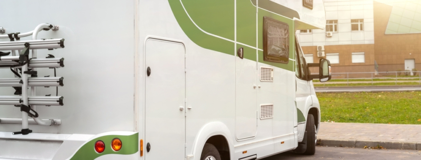 come-pulire-serbatoio-acqua-camper